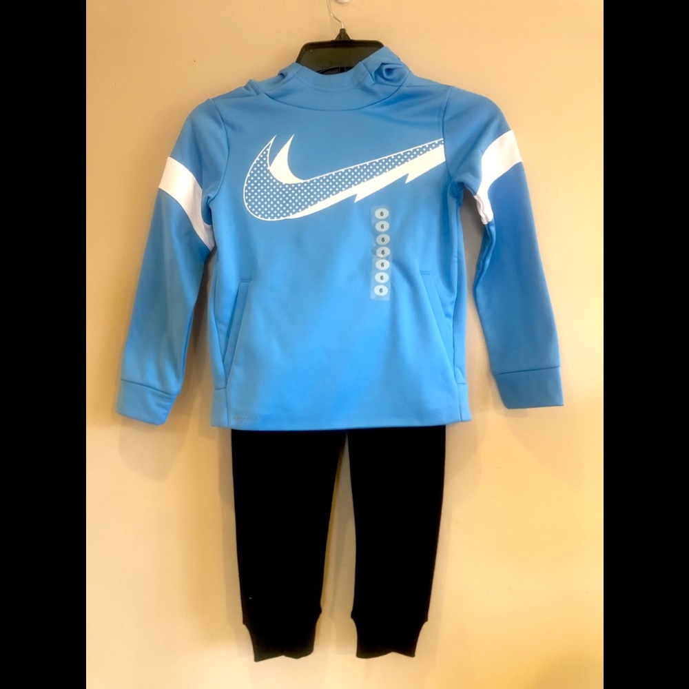 ❄️HP❄️Nike Therma Dri-Fit Blue Hoodie and Pants 4T
